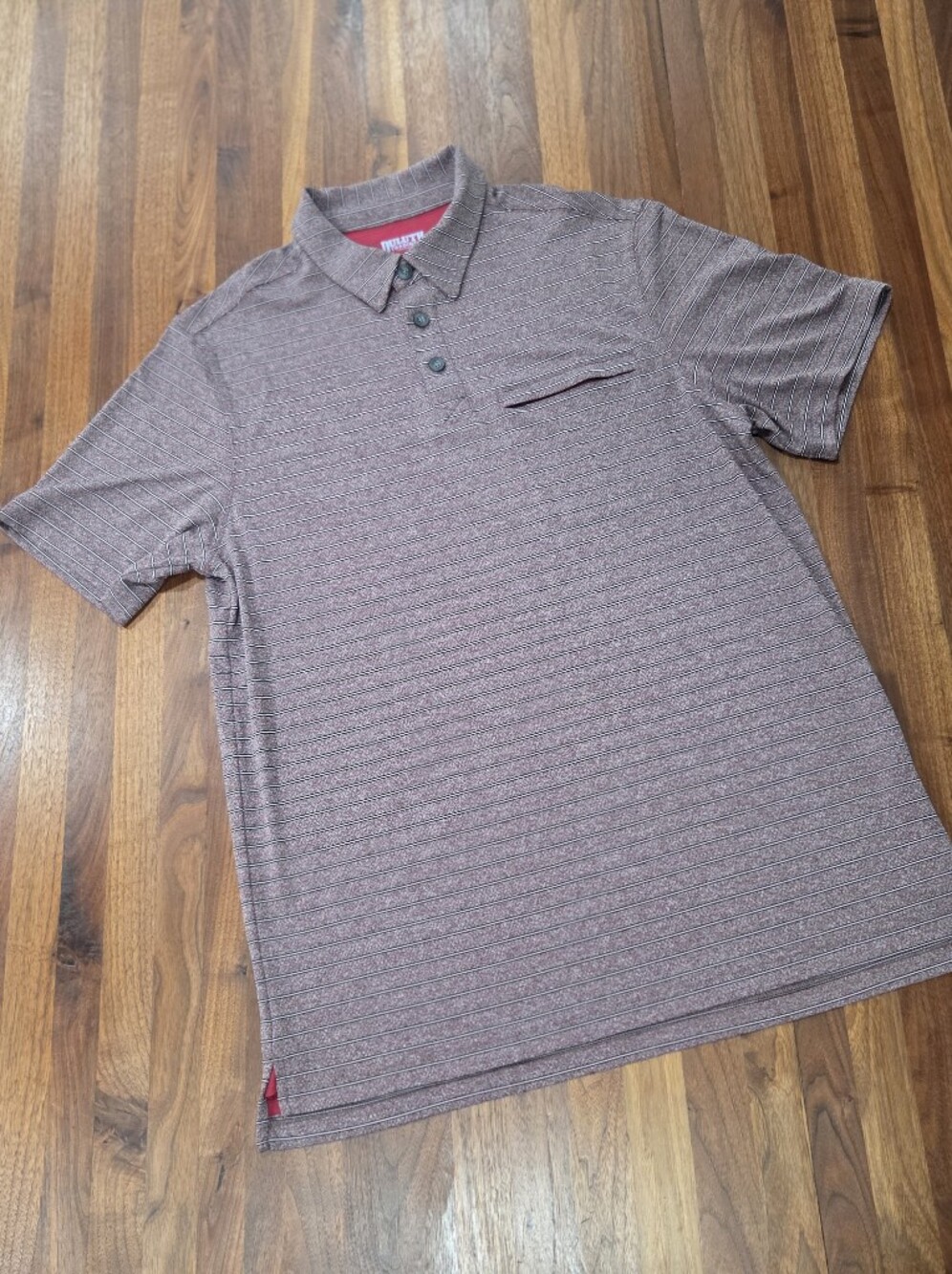 Duluth Trading Co Men's  Short Sleeve Polo with Zippered Chest Pocket Size Med.